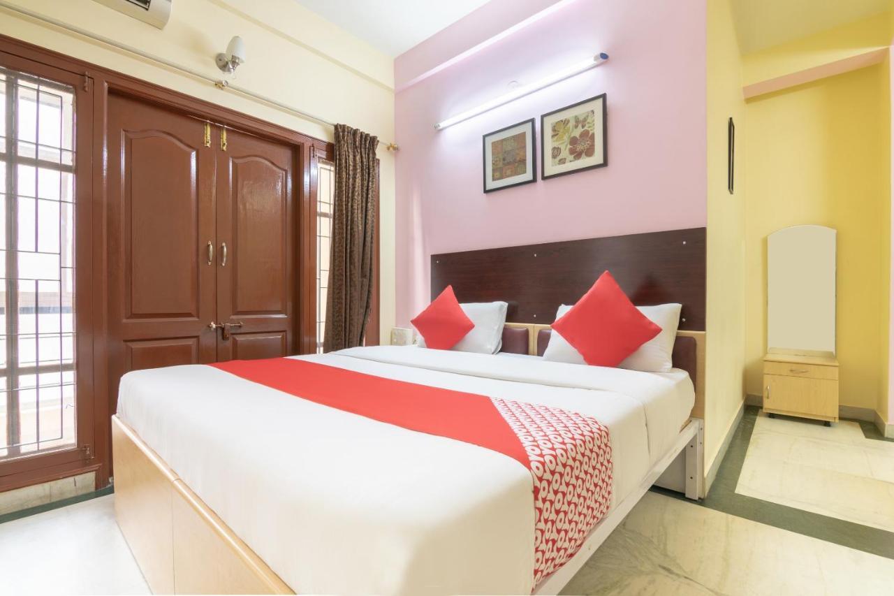 Capital O 5379 The Roy Grand Inns Bangalore Exterior photo